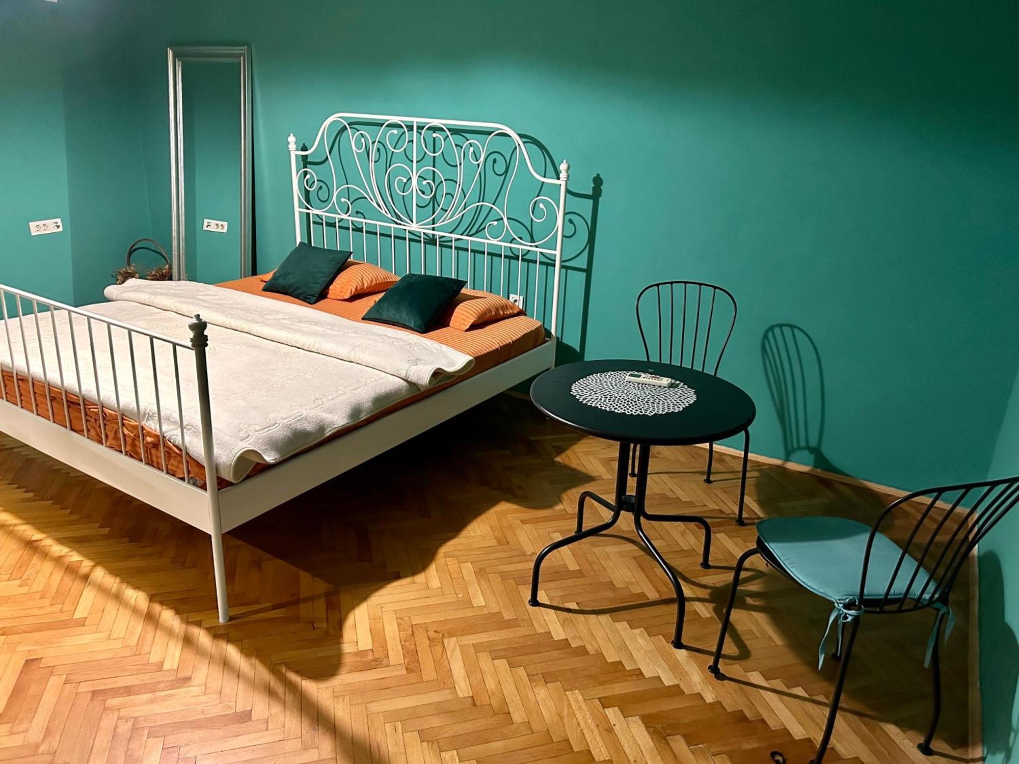 Old Town Podgorica Apartments エクステリア 写真